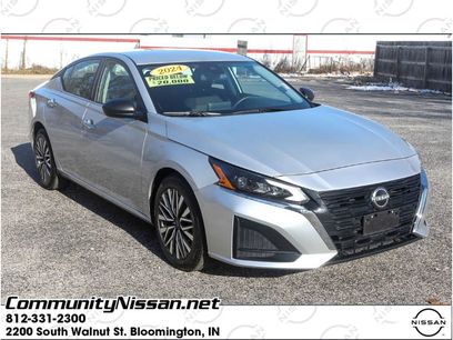 Used 2024 Nissan Altima 2.5 SV