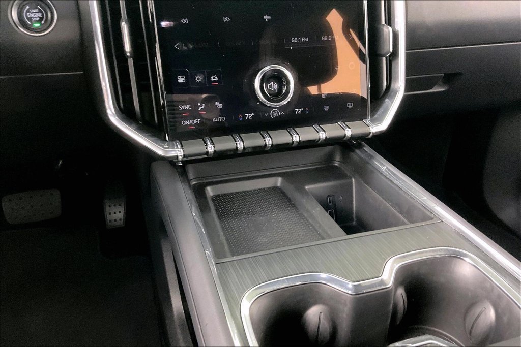 Certified 2024 GMC Acadia Elevation FWD image 8