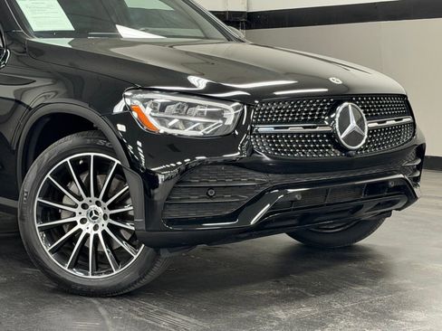 Used 2021 Mercedes-Benz GLC 300 image 3