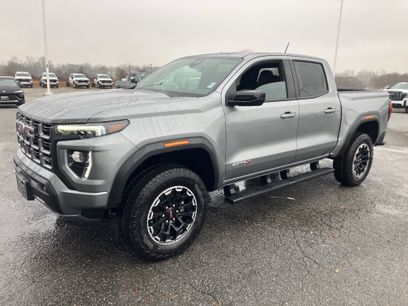 New 2026 GMC Canyon AT4 w/ AT4 Premium Package