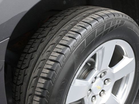 Used 2018 Chevrolet Tahoe LT AWD/4WD image 15