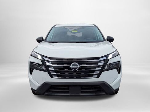 Used 2024 Nissan Rogue S FWD image 9