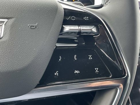 New 2026 Cadillac Escalade Luxury w/ Touring Package image 35