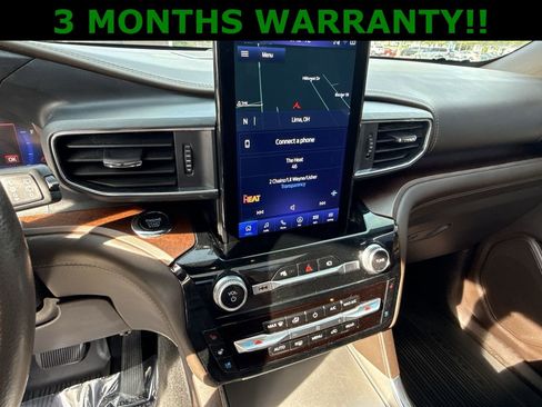 Used 2022 Ford Explorer King Ranch w/ Premium Technology Package image 17