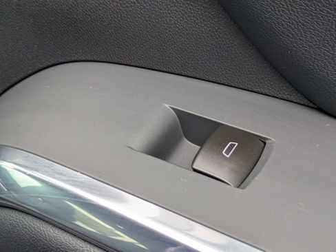 New 2026 Chevrolet Traverse LT FWD image 38