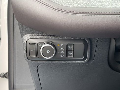 New 2026 Ford Explorer Platinum w/ LUX Leather Package image 23