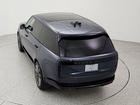 New 2026 Land Rover Range Rover Long Wheelbase SE AWD/4WD image 34