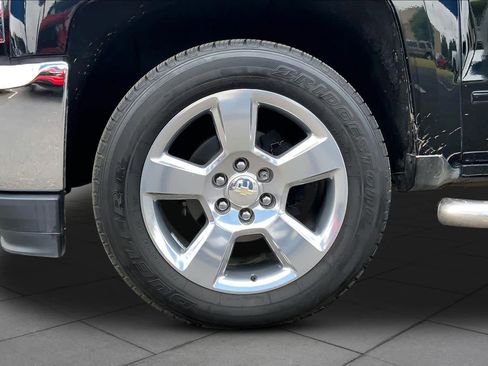 Used 2018 Chevrolet Silverado 1500 LT w/ Texas Edition RWD image 11