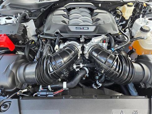 Used 2025 Ford Mustang GT Premium RWD image 20