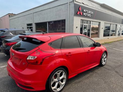 Used 2013 Ford Focus ST FWD image 5