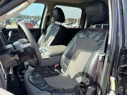 Used 2017 RAM 2500 Tradesman w/ Chrome Appearance Group image 7