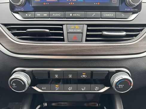 Used 2023 Nissan Altima 2.5 SV image 22