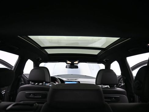 Used 2019 BMW X5 xDrive50i w/ M Sport Package AWD/4WD image 17