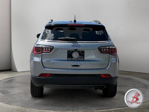 Used 2019 Jeep Compass Limited AWD/4WD image 6