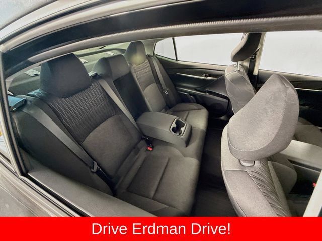 Used 2026 Toyota Camry LE w/ Convenience Package FWD image 27
