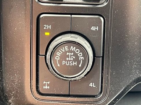 New 2026 Ford F350 Platinum w/ Tremor Off-Road Package AWD/4WD image 40
