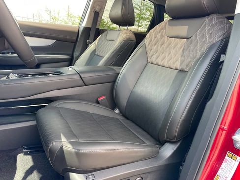 Used 2025 Nissan Murano Platinum w/ Cargo Package AWD/4WD image 17