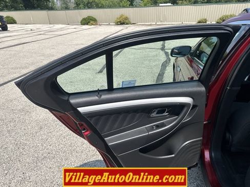 Used 2018 Ford Taurus SEL w/ Equipment Group 201A FWD image 25