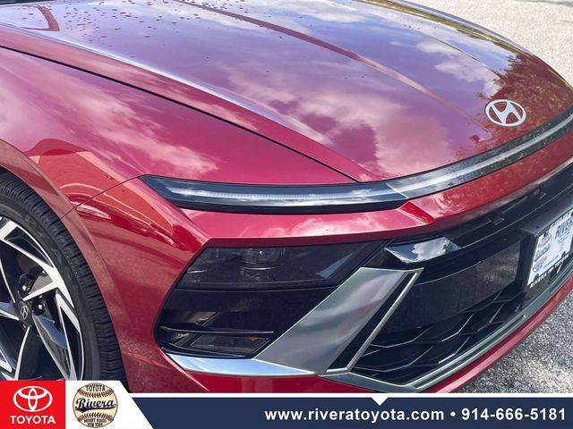 Used 2024 Hyundai Sonata SEL w/ Convenience Package FWD image 11