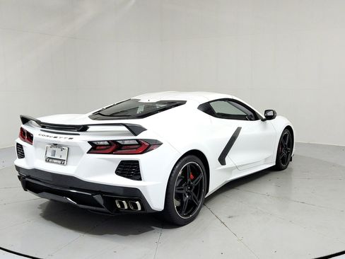 Certified 2021 Chevrolet Corvette Stingray Premium Cpe w/ Z51 Performance Package RWD image 5