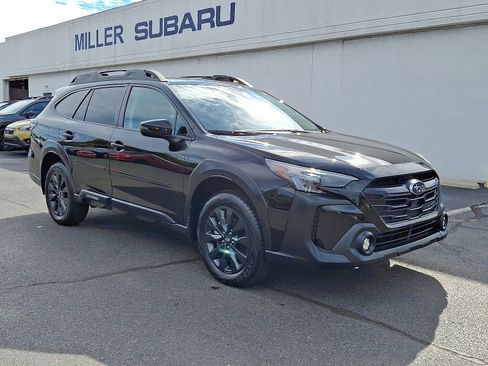 Certified 2025 Subaru Outback Onyx Edition XT image 1