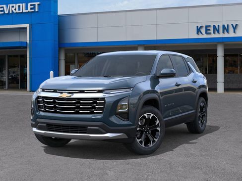 New 2026 Chevrolet Equinox LT w/ Convenience Package II image 6