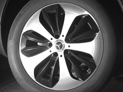 Used 2025 Mercedes-Benz GLB 250 4MATIC image 15