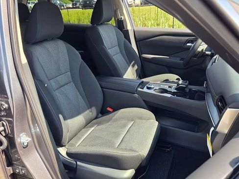 New 2026 Nissan Rogue SV AWD/4WD image 17