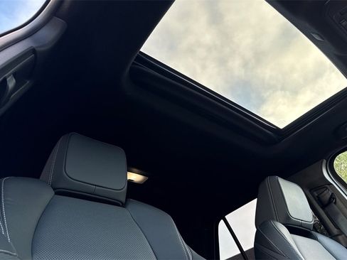 Used 2025 Toyota 4Runner TRD Off-Road Premium image 19