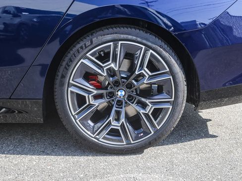 New 2026 BMW 540i xDrive w/ M Sport Package image 8