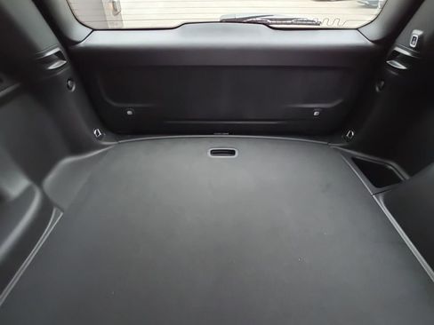 Used 2025 Jeep Grand Cherokee Altitude image 14