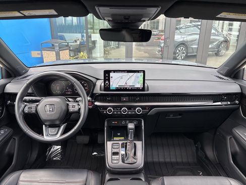Used 2025 Honda CR-V Sport Touring image 18