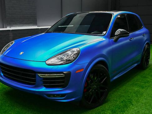 Used 2017 Porsche Cayenne GTS image 57