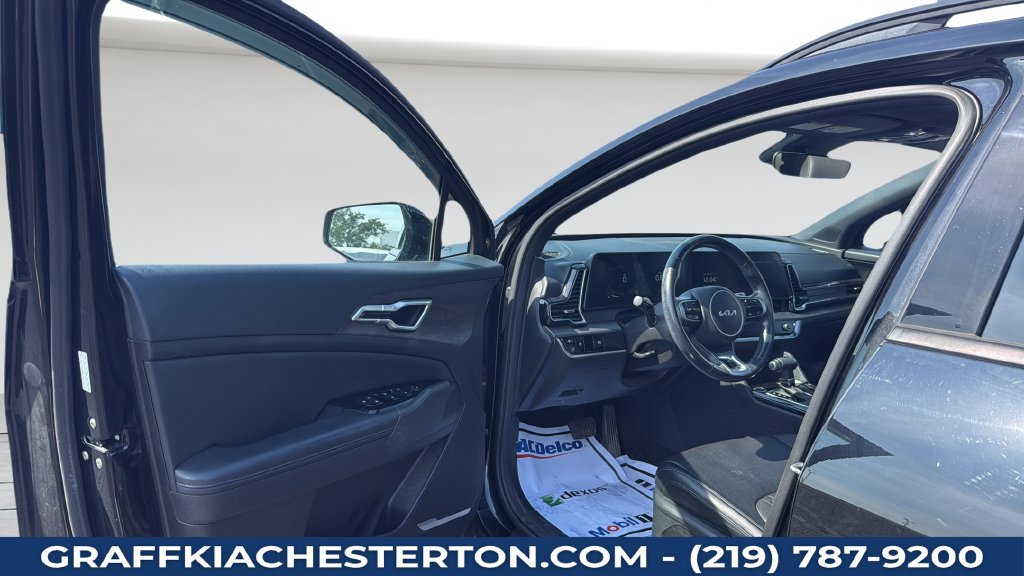 Used 2023 Kia Sportage X-Line w/ X-Line Premium Package AWD/4WD image 24