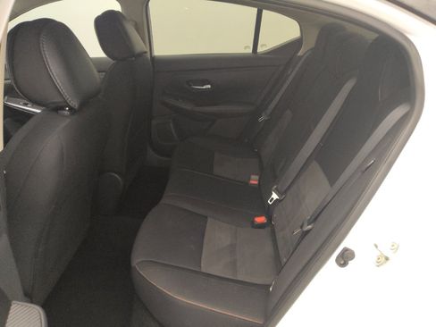 Used 2023 Nissan Sentra SR w/ Midnight Edition Package FWD image 18
