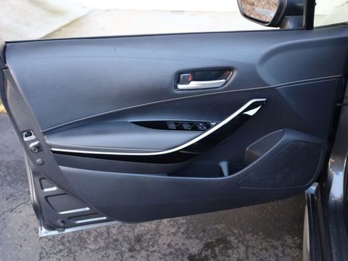 Used 2021 Toyota Corolla XSE image 13