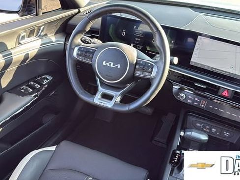 Used 2025 Kia K5 GT-Line w/ GT-Line Premium Package FWD image 8