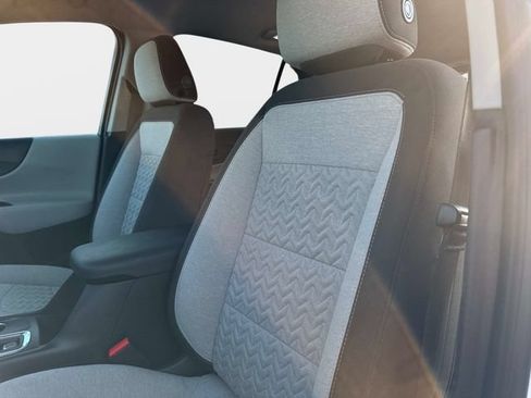 Used 2023 Chevrolet Equinox LS w/ LS Convenience Package FWD image 18