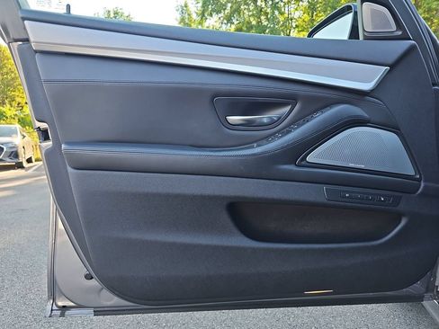 Used 2016 BMW 550i xDrive Sedan AWD/4WD image 21