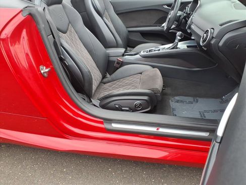 Used 2019 Audi TT 2.0T w/ Technology Package image 13