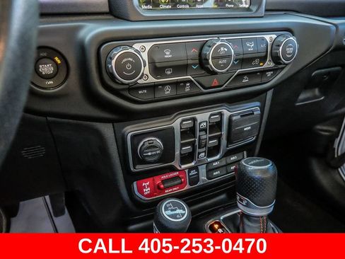 Used 2021 Jeep Gladiator Mojave AWD/4WD image 40
