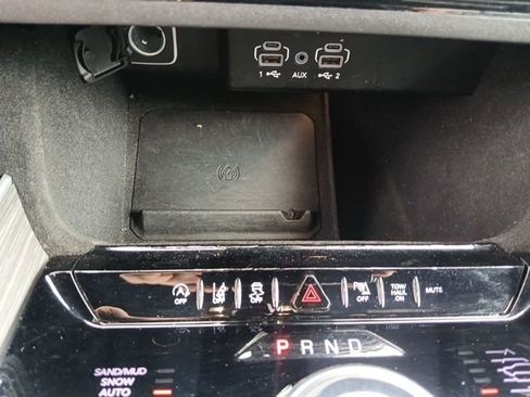 Used 2024 Jeep Wagoneer Series III image 44