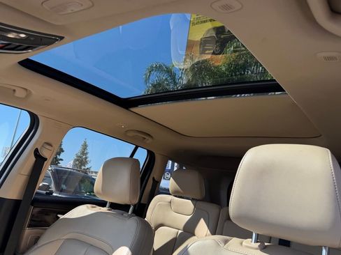 Used 2022 Jeep Grand Cherokee Limited image 18