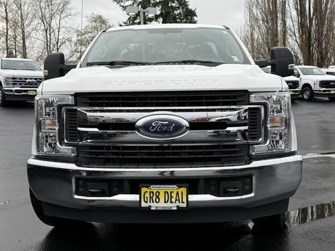 Certified 2018 Ford F250 XLT image 2