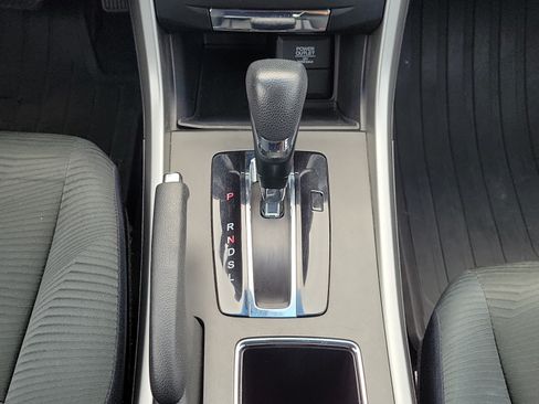 Used 2015 Honda Accord LX image 15