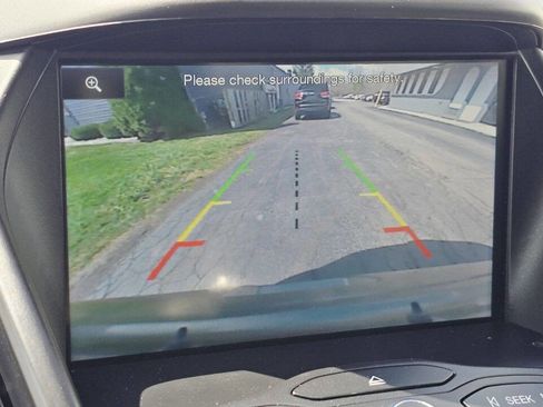 Used 2014 Ford Escape SE w/ Equipment Group 201A AWD/4WD image 17