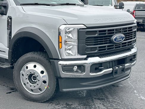 New 2026 Ford F450 XL w/ XL Driver Assist Package image 36