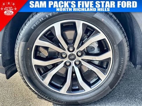 Used 2023 Ford Explorer ST-Line w/ Class IV Trailer Tow Package RWD image 19