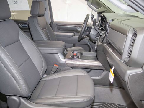 New 2026 Chevrolet Silverado 2500 LTZ w/ LTZ Premium Package AWD/4WD image 12
