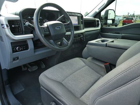 Used 2024 Ford F250 XL w/ STX Appearance Package AWD/4WD image 21